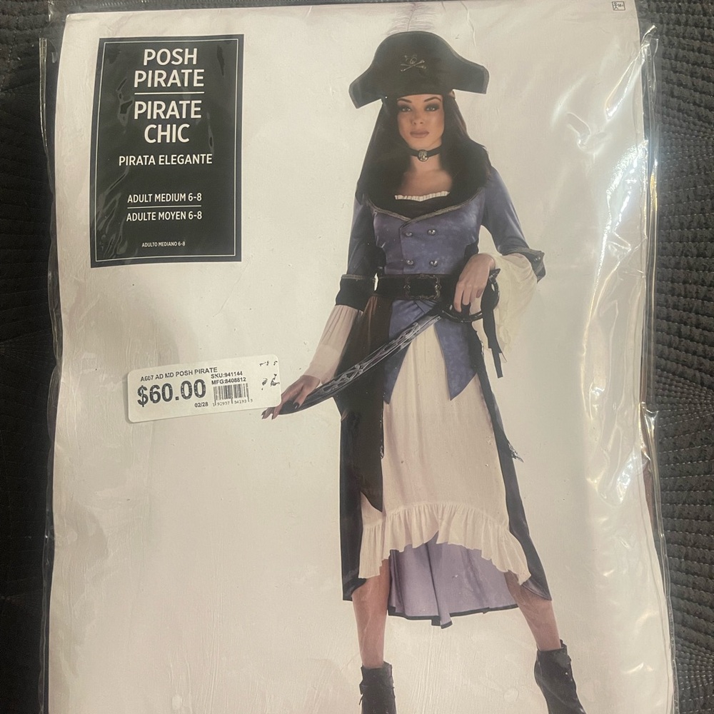 *New* Adult‎ Women’s Posh Pirate Chic never worn